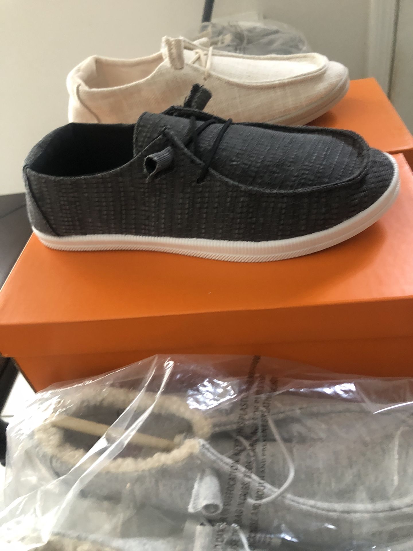 Women’s Rocket Dog Shoes New In Box