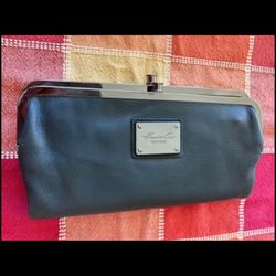 Kenneth Cole Double Clutch Wallet  Black Leather Magnetic Close