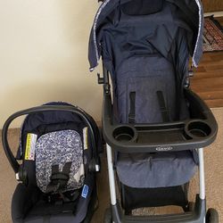Graco car seat and stroller set with free car seat toy