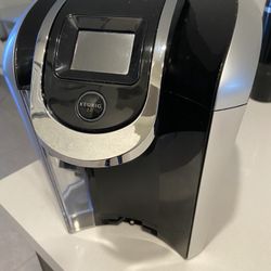 Keurig Coffee Maker- Works Great