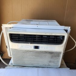 Fridgidaire 12000 Btu Ac Unit