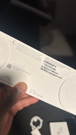 IPHONE IPAD APPLE WATCH AIR PODS (BUNDLE)