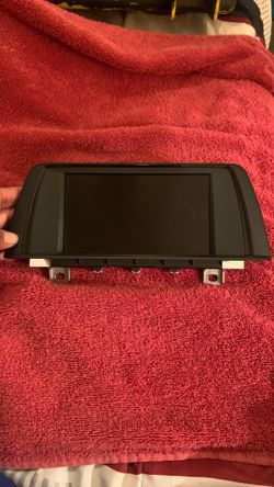 BMW HEAD UNIT SCREEN