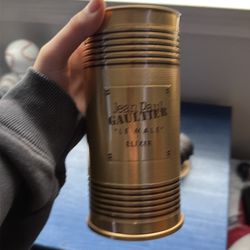 Jean Paul Gaultter colone