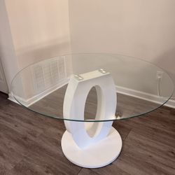 47” Modern Round Glass Table – Luxury Design