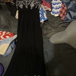 2 large women’s dresses