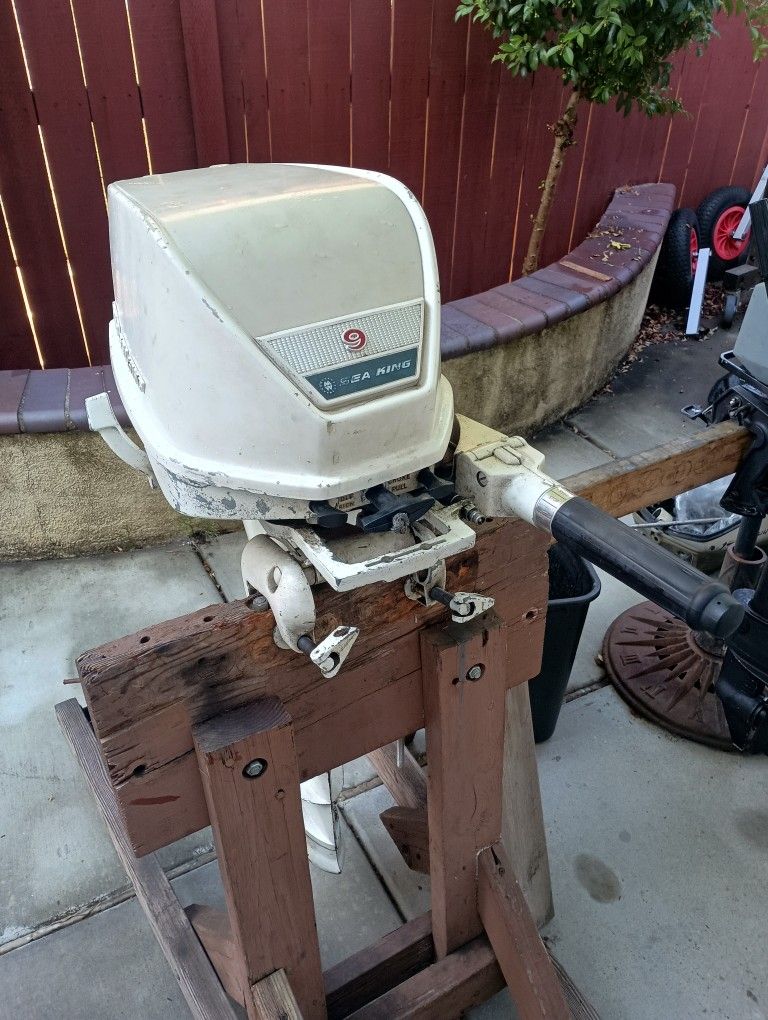Chrysler 9 Hp Outboard