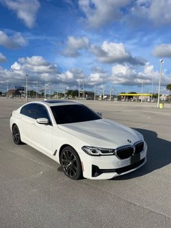 2021 BMW 530i