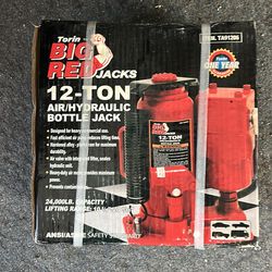 Torin Big Red 12-ton air/hydraulic bottle jack