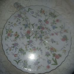 Cake Plate With Server 