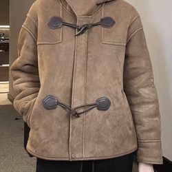 woman wool coat with a wool lining. New Super warm, windproof and rainproof XS and S sizes are fine because they are loose-fitting. （one size