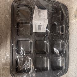 Pampered Chef Brownie pan