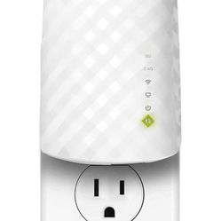 NEW IN BOX WiFi Extender 