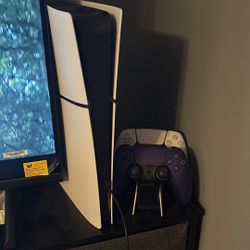 Ps5 Plus 2 Controllers Plus Charging Station 