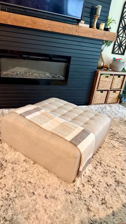 Large Ottoman with wheels