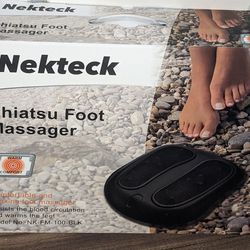 Nekteck Foot Massager with Heat, Shiatsu Heated Electric Kneading Foot  Massager Machine for Plantar Fasciitis, Built-in Infrared Heat Function and