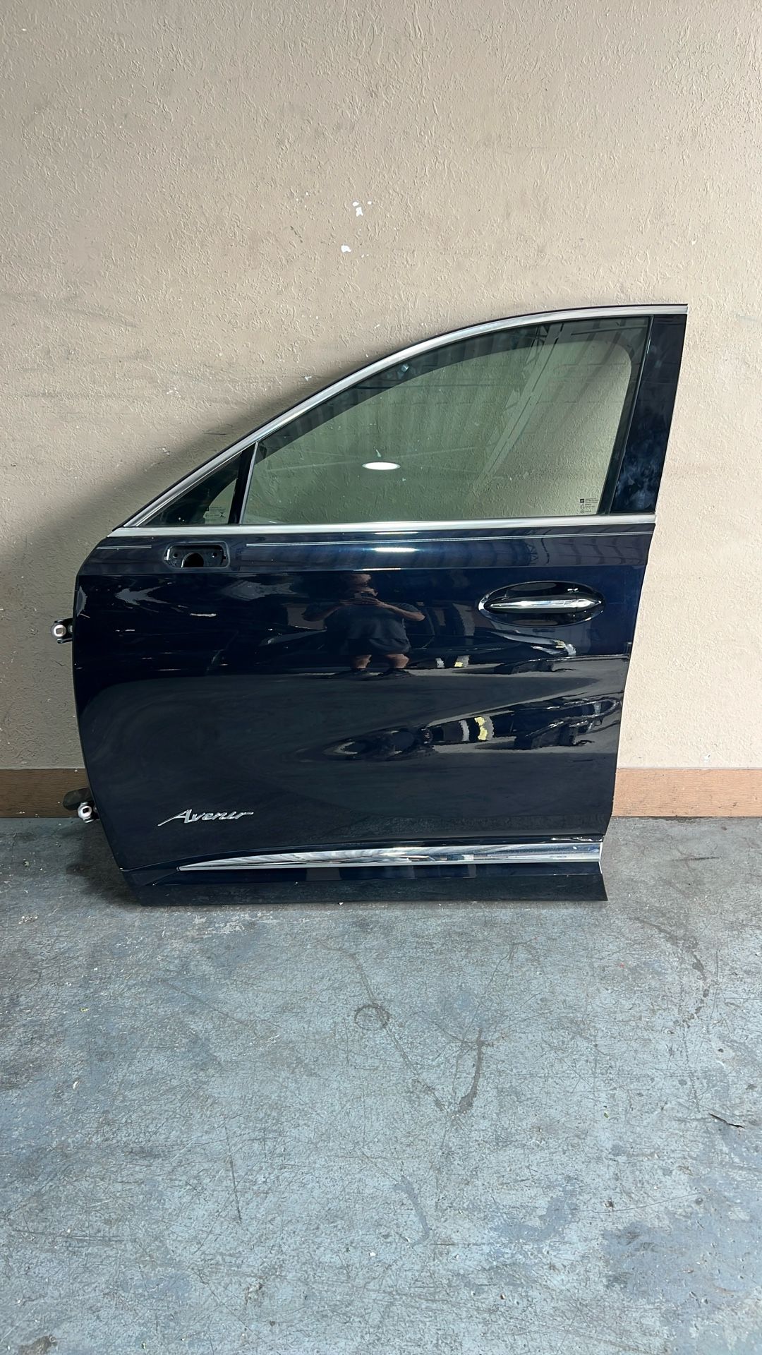 21-23 Buick Envision Left Front Door 2021 2022 2023