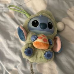 Stitch Eating Pizza Keychain