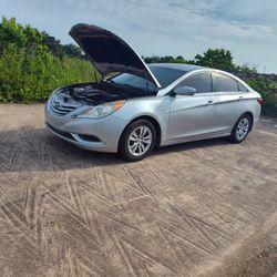 135000 Miles Hyundai Sonata 2012