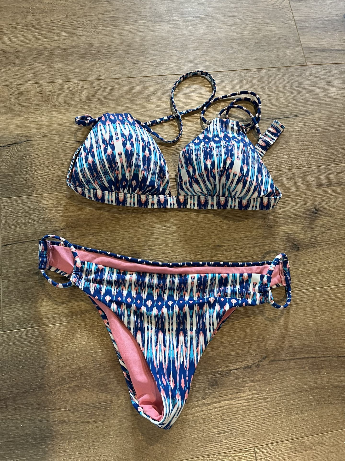 Women’s Blue & Coral Bikini Swimsuit / Two-Piece Top And Bottom - Size Medium