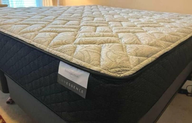 Year-End Closeout Sale! Brand New Mattresses