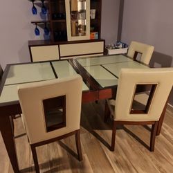 ESTATE SALE! 4BR HOUSE OF FURNITURE FOR SALE!