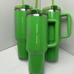 Stanley X Starbucks 40oz Tumbler 
