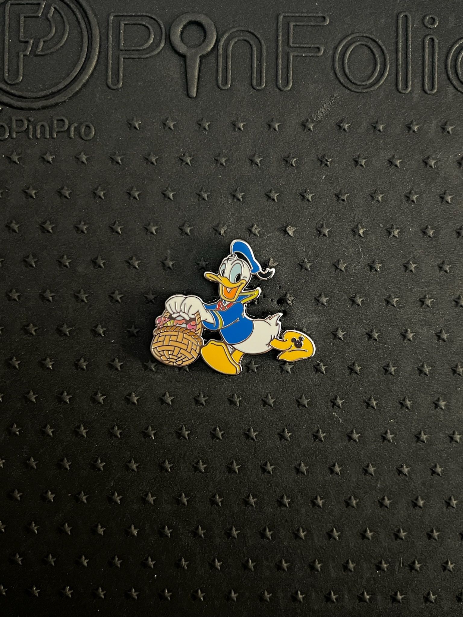 Disney 2025 WDW Hidden Mickey Disney Donald Duck Easter Basket Eggs Pin
