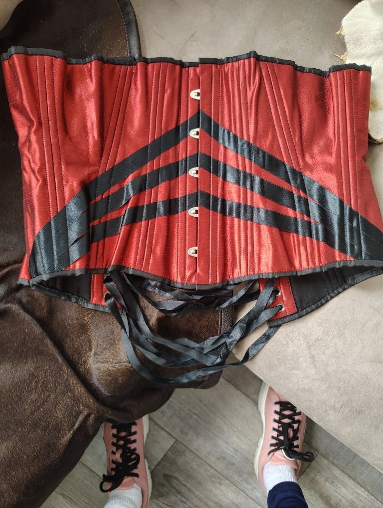 Sexy Red And Black Corset