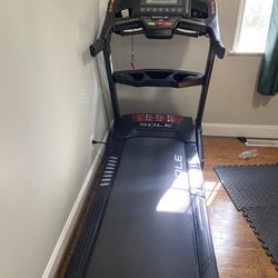 Sole treadmill 