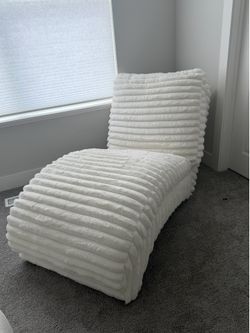 White Faux Fur Chaise Lounge