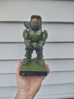 Halo stand