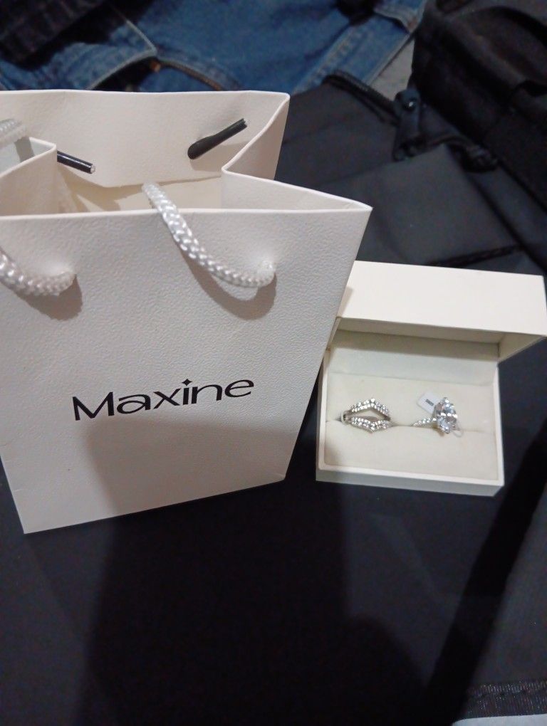Maxine Sterling Engagement & Wedfing Ring
