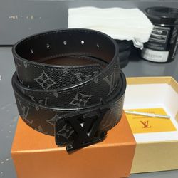 Louis Vuitton belt