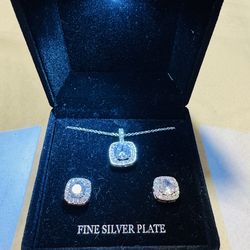 New Fine Silver Necklace and Earrings set