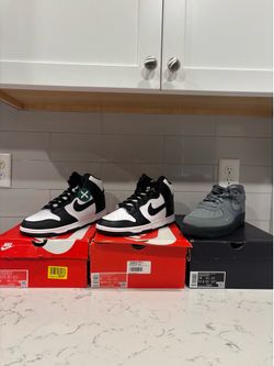 Nike Air Force 1 Low '07 LV8 Smoke Grey Anthracite Diffused Blue  and Nike SB high Panda