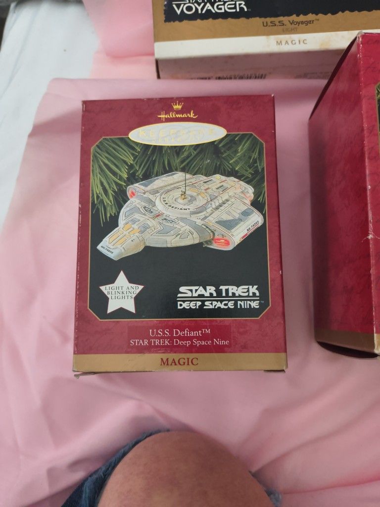 STAR TREK DEEP SPACE NINE