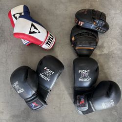 Boxing Gloves 
