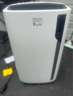 Delonghi stand up air conditioner