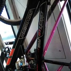 Schwinn ditch online 1.0 mountain bike