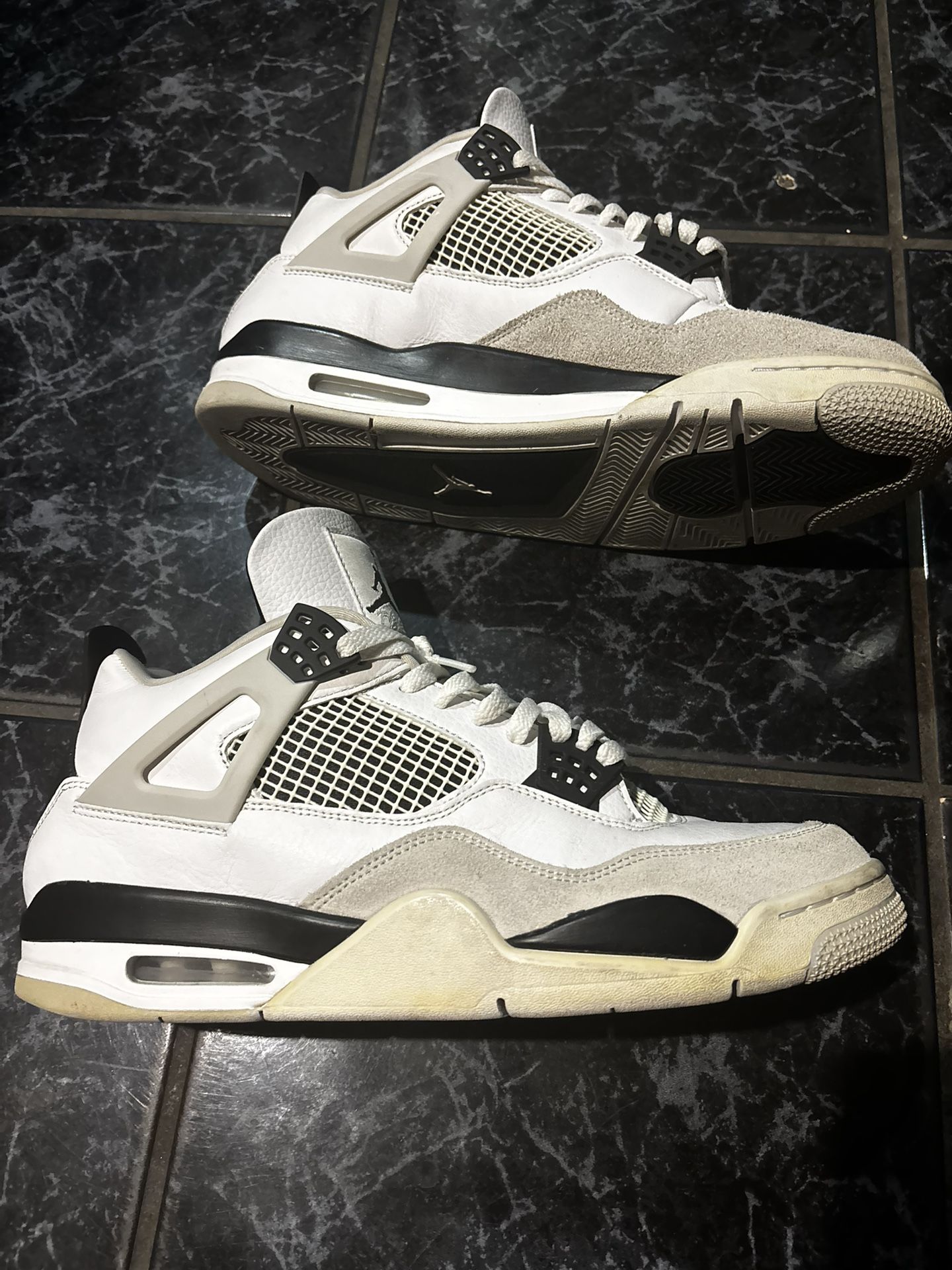 Air Jordan Retro 4 military 