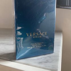 Versace Cologne 
