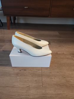 Brand New Liz Claiborne Shoe