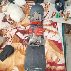 House 153 Cm Snowboard With Flux Bindings