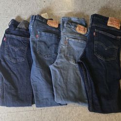 Levis jeans