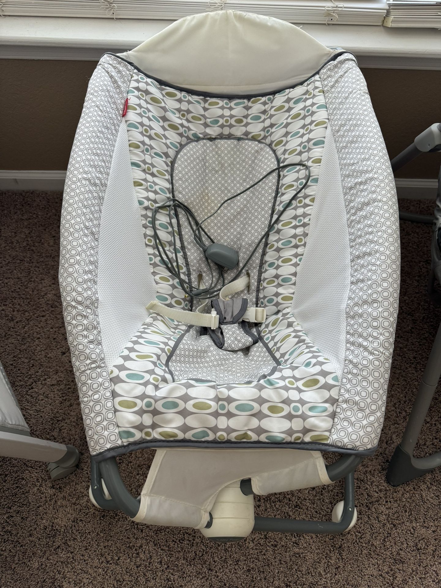 Vibrating Baby Chair