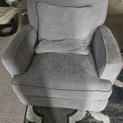 Recliners - Move Out SALE