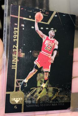 Michael Jordan L0T(6) “Gold Signature Jumbos” BULLS