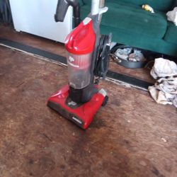 Dirt Devil Vacuum Cleaner 