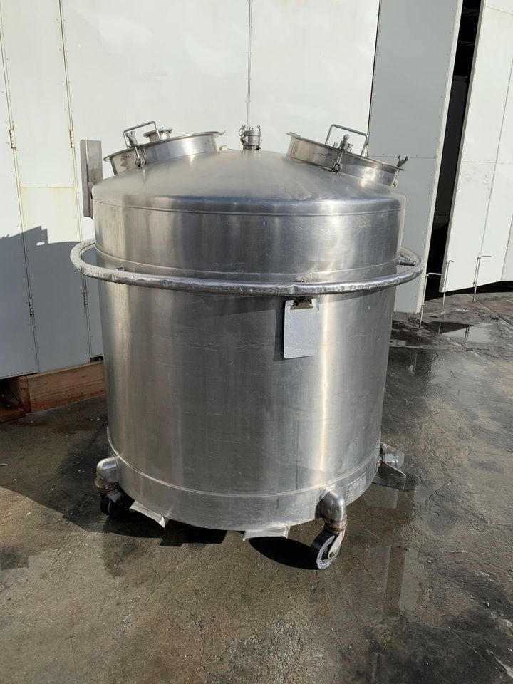 400 Gallon Stainless Steel Tank